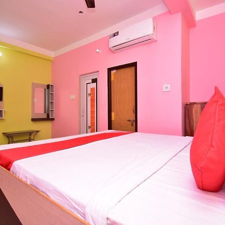 Oyo 16609 Trinayani Guest House Tarapith Esterno foto