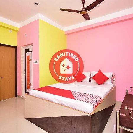 Oyo 16609 Trinayani Guest House Tarapith Esterno foto
