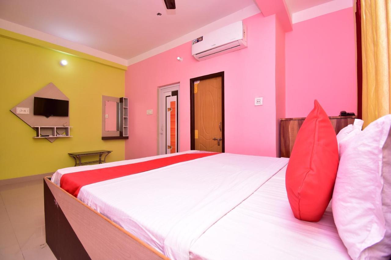Oyo 16609 Trinayani Guest House Tarapith Esterno foto