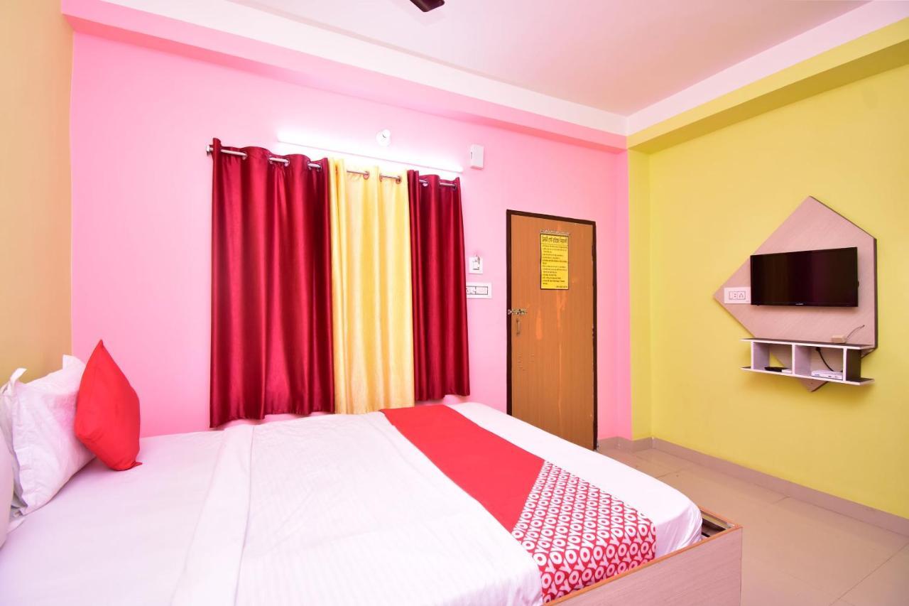 Oyo 16609 Trinayani Guest House Tarapith Esterno foto