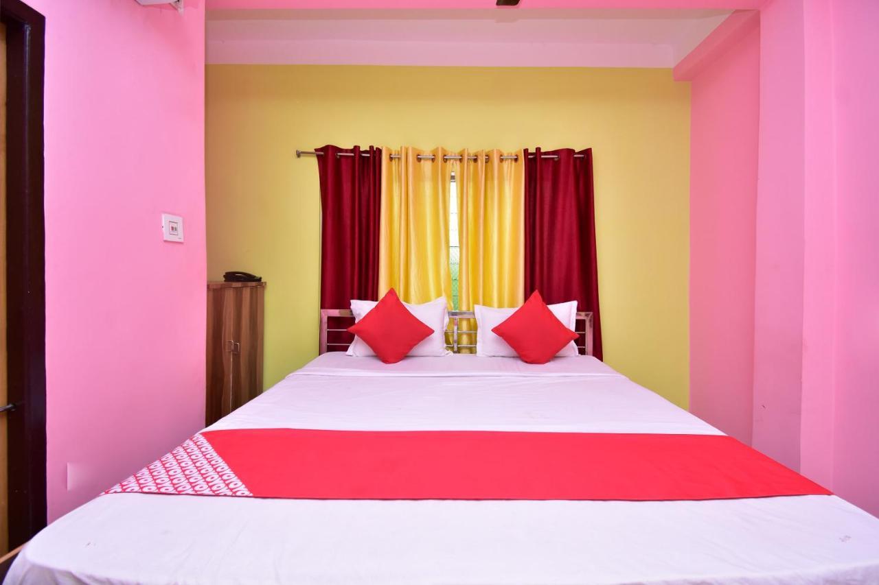 Oyo 16609 Trinayani Guest House Tarapith Esterno foto