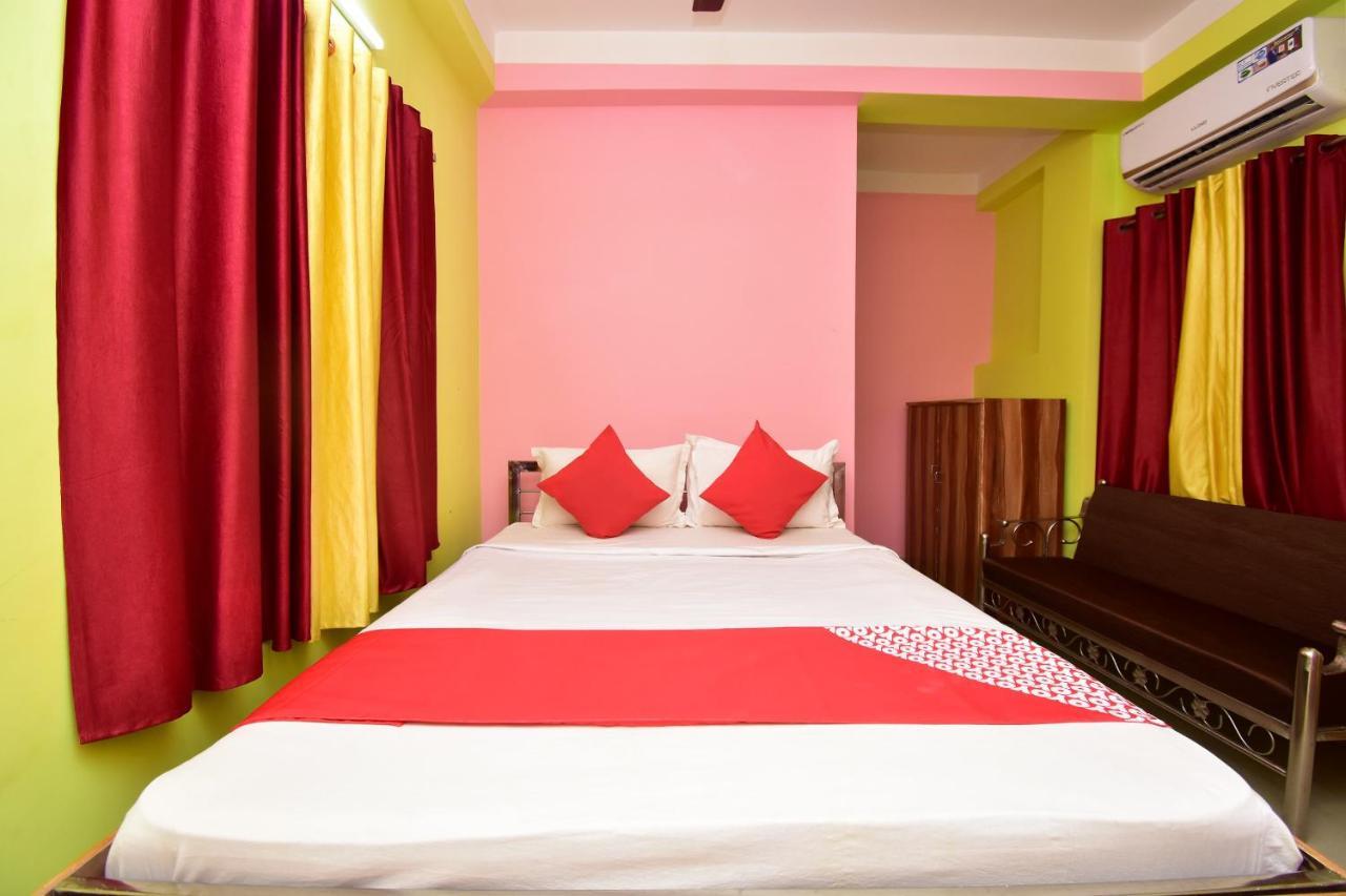 Oyo 16609 Trinayani Guest House Tarapith Esterno foto