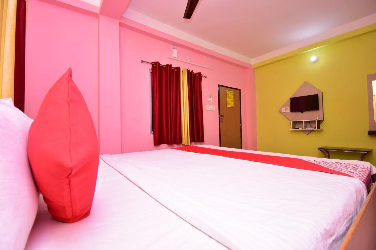 Oyo 16609 Trinayani Guest House Tarapith Esterno foto
