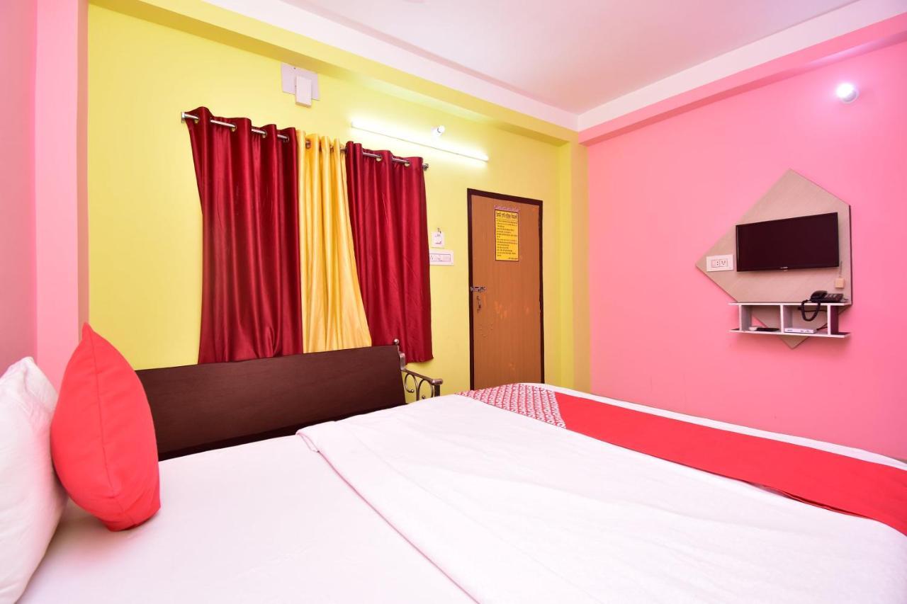 Oyo 16609 Trinayani Guest House Tarapith Esterno foto