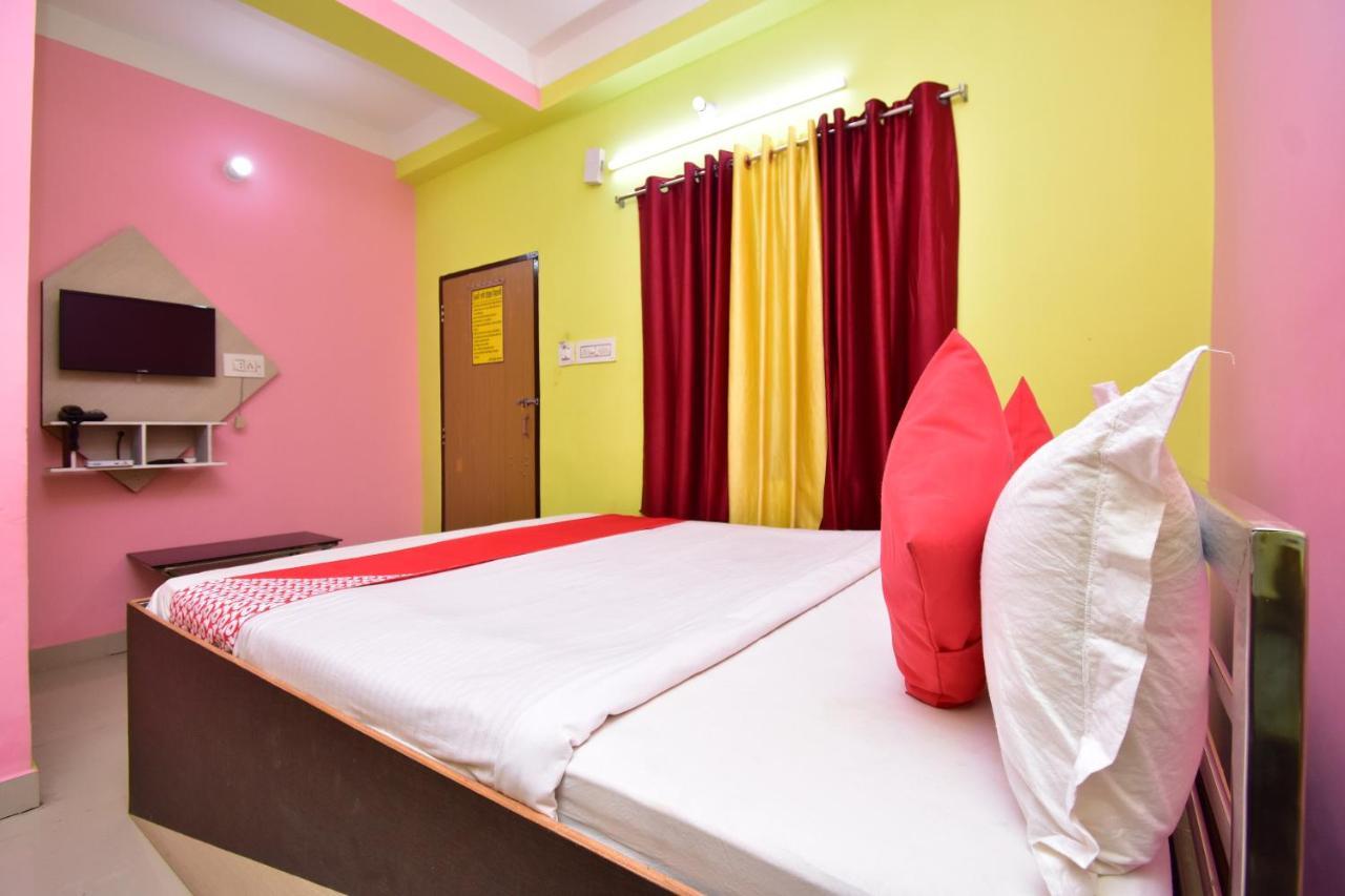 Oyo 16609 Trinayani Guest House Tarapith Esterno foto